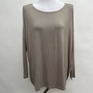 Piko Green Earth Fashion Women's Top Medium Beige Khaki NWT